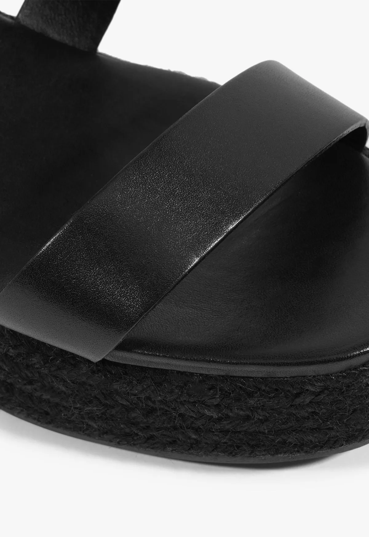 Harper Flatform Sandal