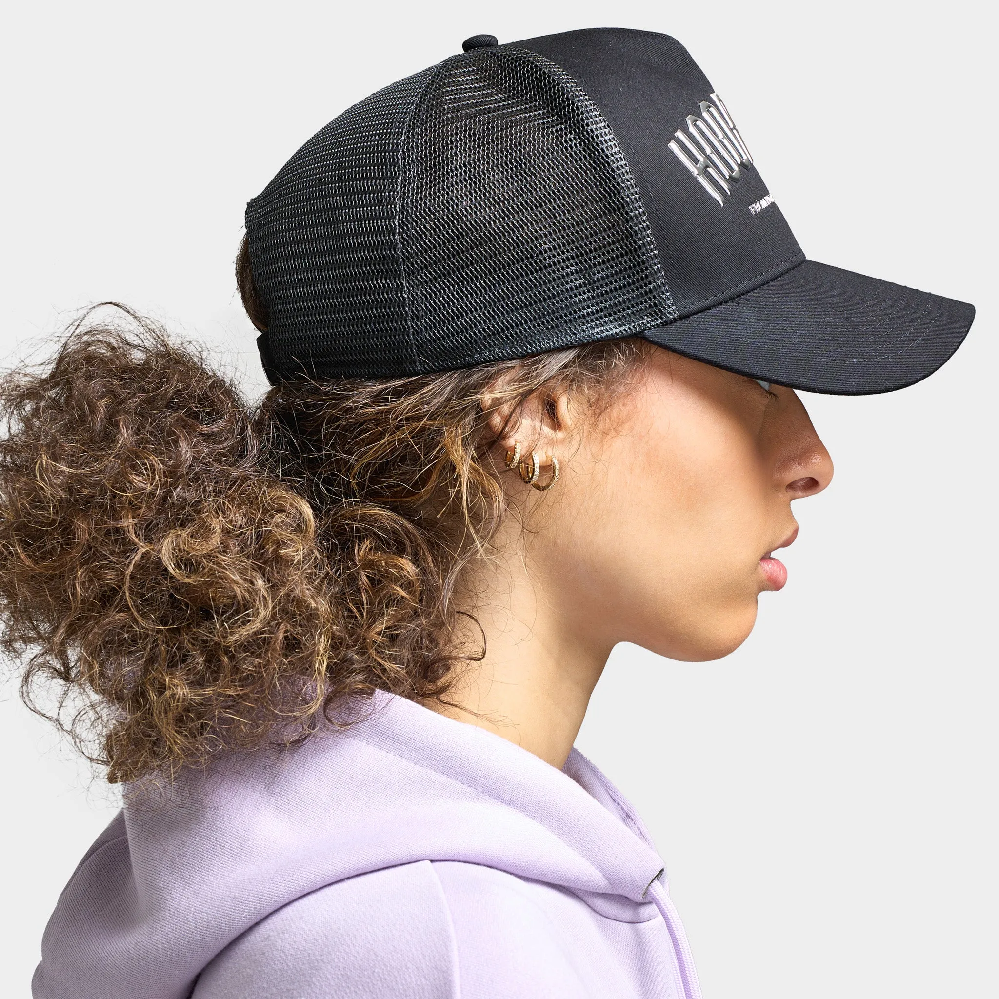 Hoodrich Chromatic V2 5 Panel Trucker Cap Black / Silver