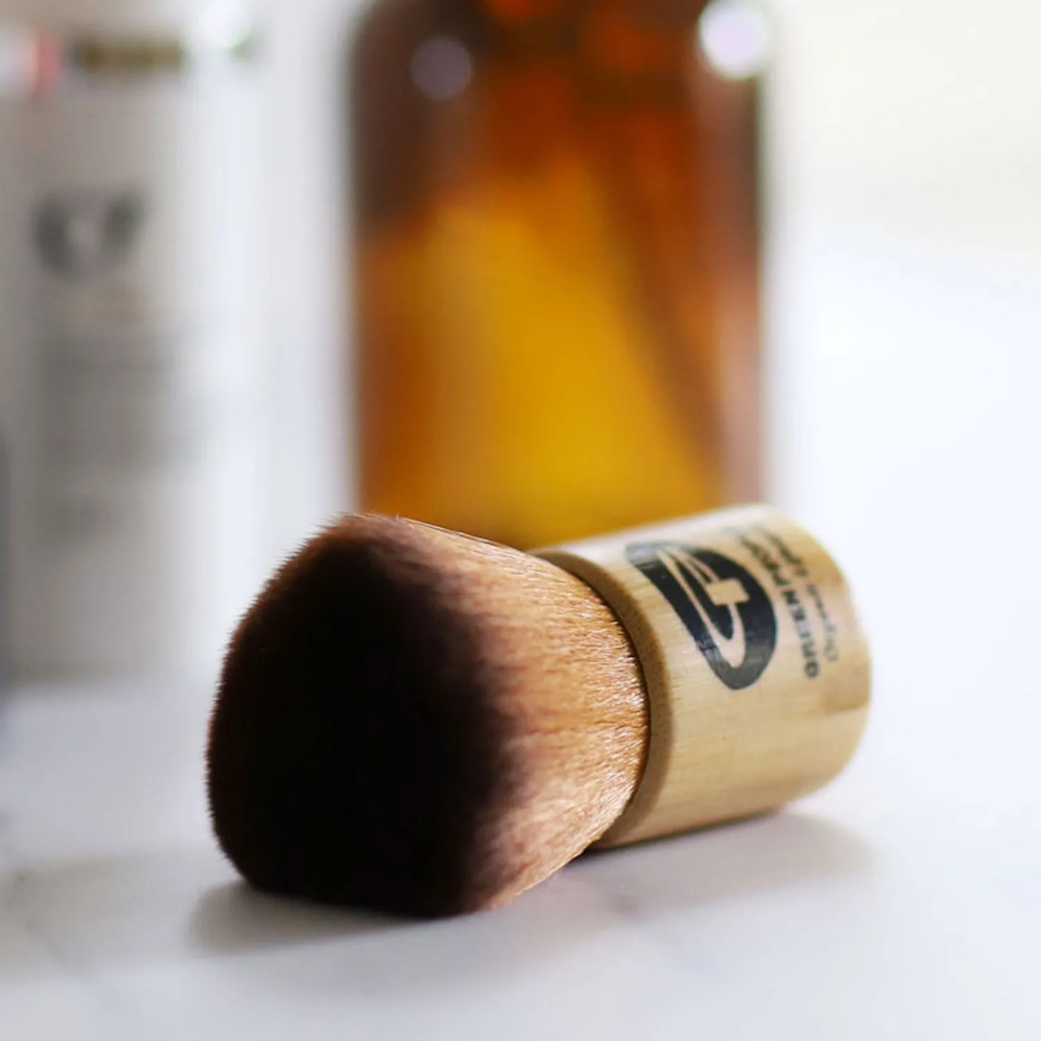 Kabuki Brush