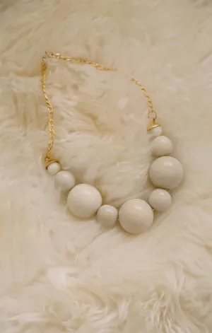 Leda Necklace White