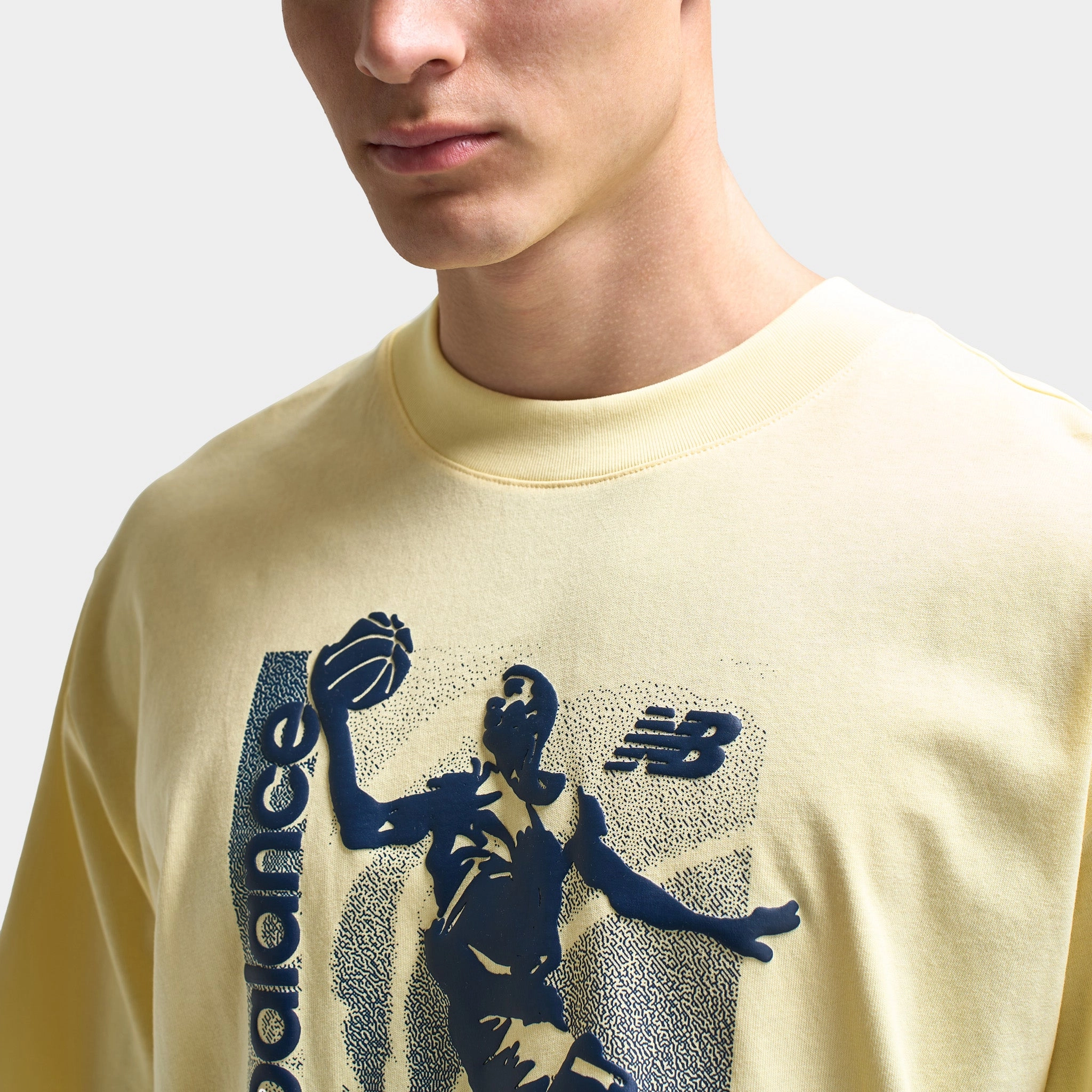 New Balance Hoops Graphic Vintage T-Shirt / Parchment