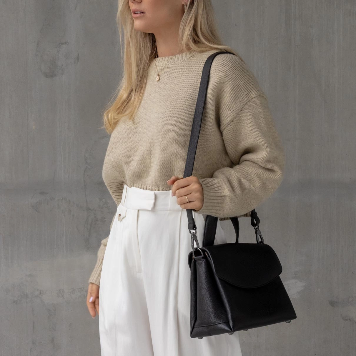 Tryhard Leather Crossbody Bag -- Black