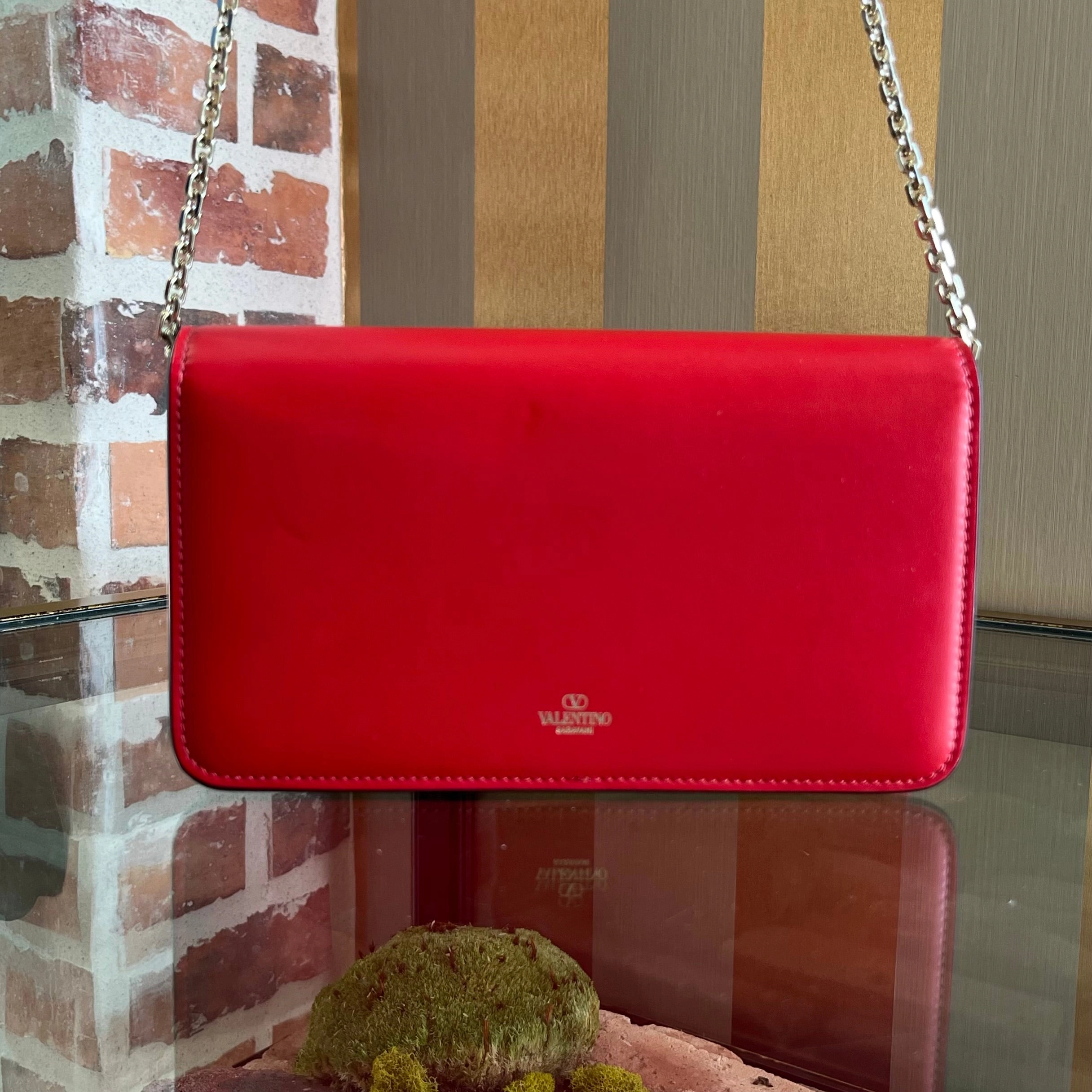 VALENTINO Flip Lock Rockstud Smooth Calfskin Wallet on Chain