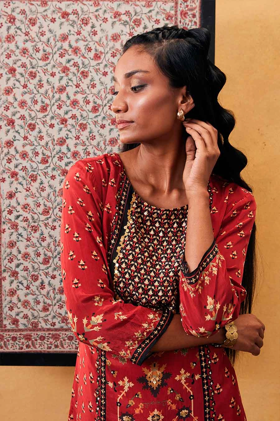 Zahra Embroidered Kurta Set