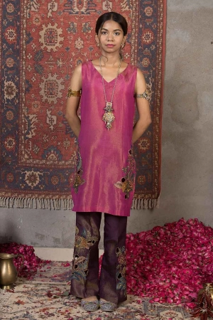 Zoha - Pink Embroidered Cut-Out Kurta & Pant Set