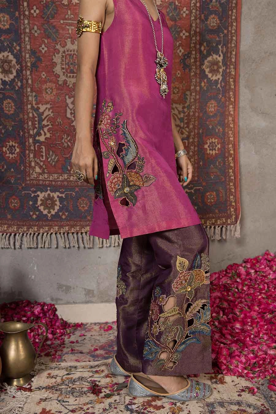 Zoha - Pink Embroidered Cut-Out Kurta & Pant Set